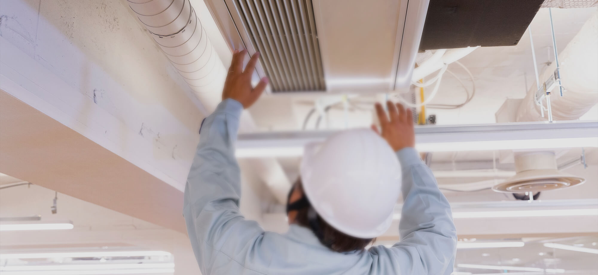 空気を整え、毎日をもっと心地 よく。 快適な空間を作り、日常を支えます。